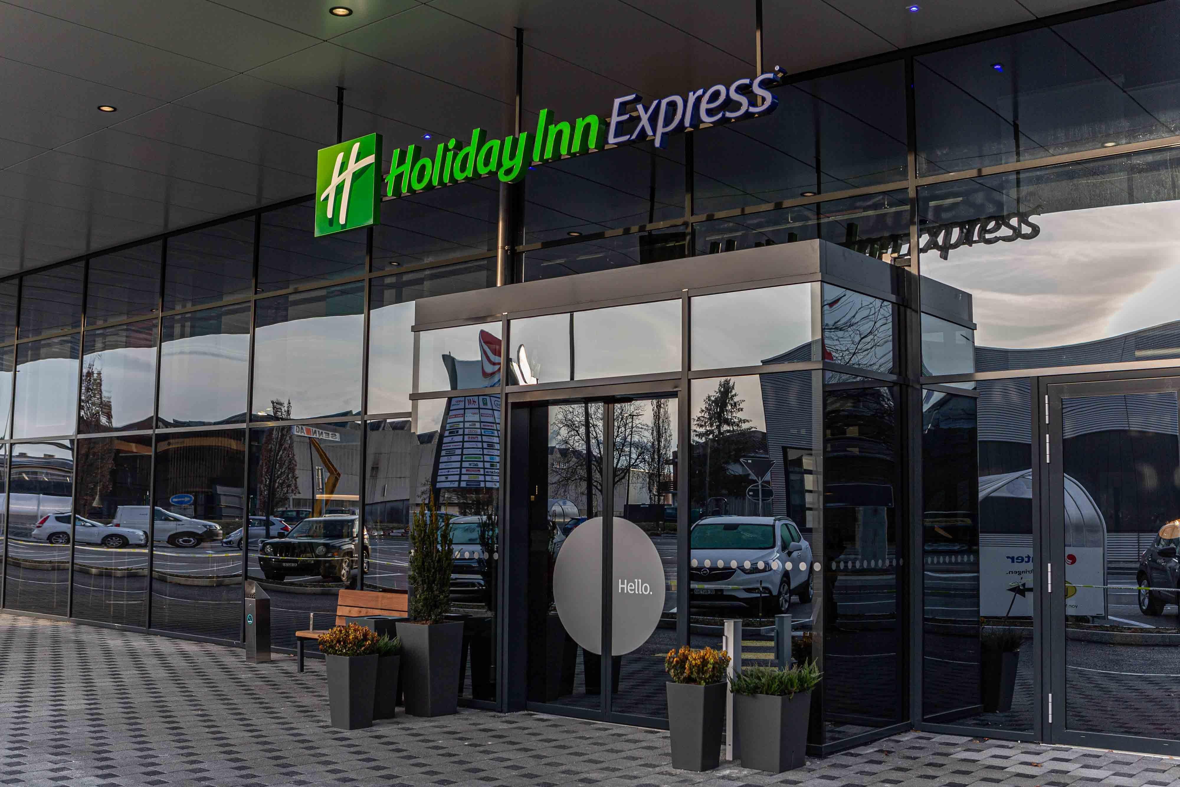 Holiday Inn Express - Aarburg - Oftringen, An Ihg Hotel Exterior photo